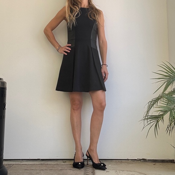 CLUB MONACO - Black Dress - Picture 1 of 4